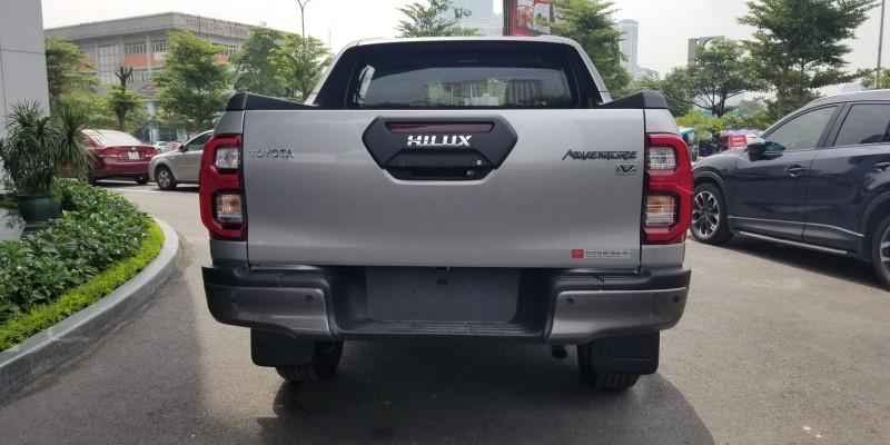 Toyota Hilux 2.8L 4x4 AT